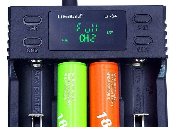 Зарядний пристрій Liito Kala Lii-S4 (4 універсальних, LCD) MB-84910 фото